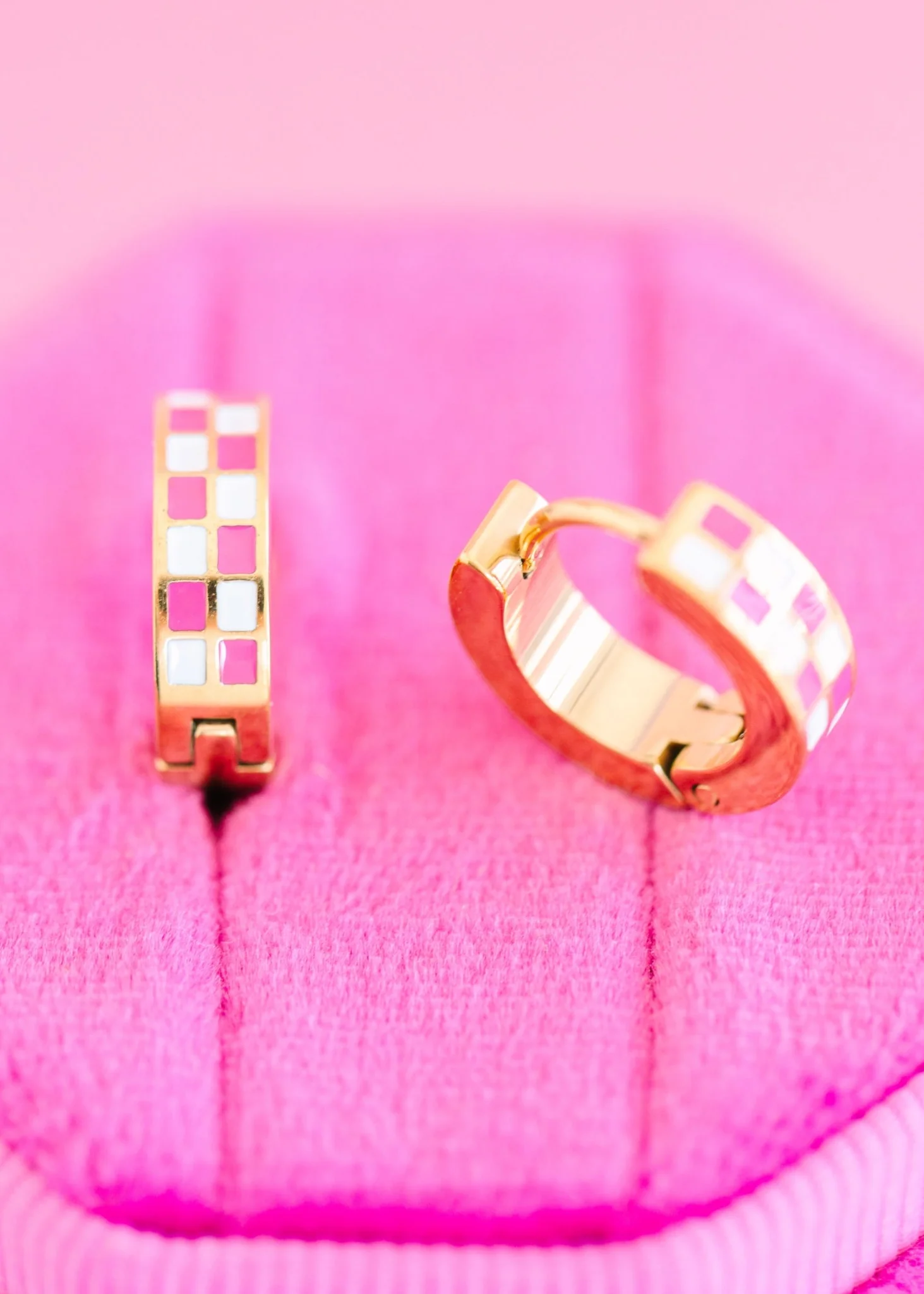 Hot Pink Checkered Huggies - Image 2